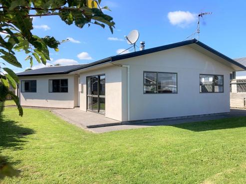 4 Pleiades Street, Waitara
