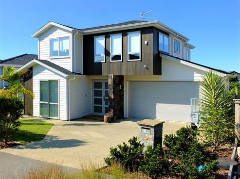 29 Bounty Road, Long Bay