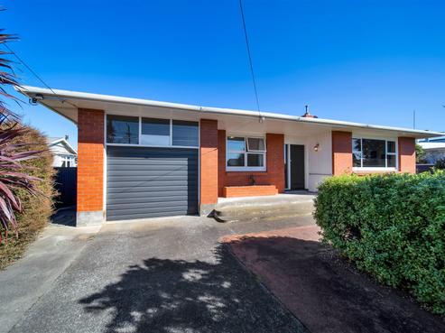 35 Disraeli Street, Hawera