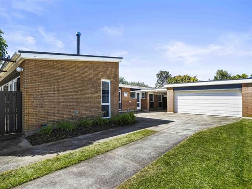 56 Chedworth Avenue, Chedworth