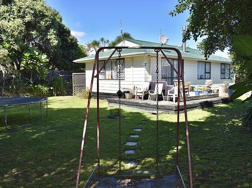 3 Health Camp Road, Otaki Beach