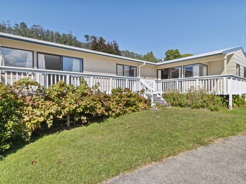 4 Knowles Crescent, Waihi