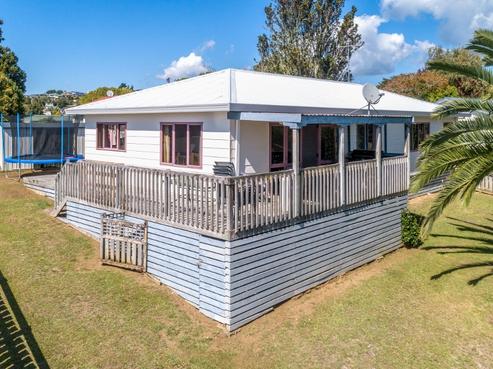 119 Durrant Drive, Whangamata
