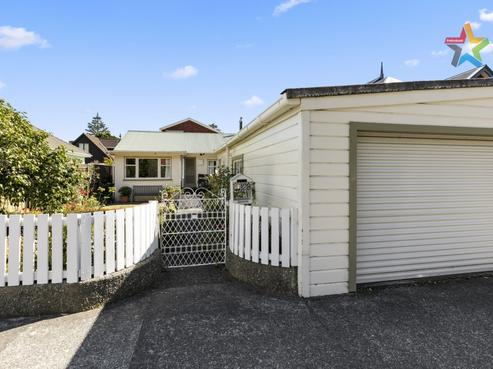 128 Muritai Road, Eastbourne