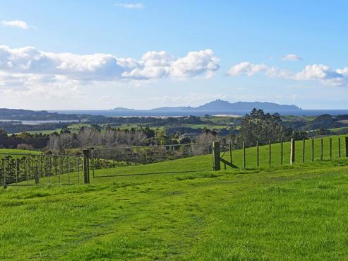 210 Staniforth Road, Kaiwaka