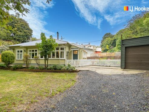 2 Hawthorn Avenue, Mornington