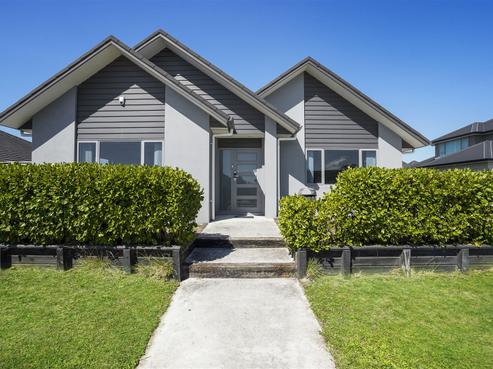 20 Arista Way, Rototuna North