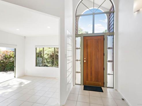 127C Browns Bay Road, Browns Bay