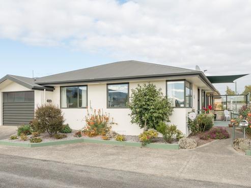 38 The Drive, Richmond