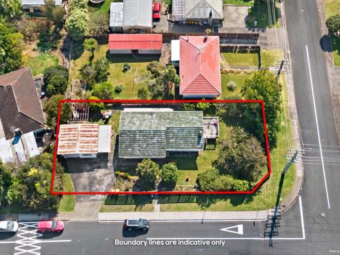 90 Divich Avenue, Te Atatu South