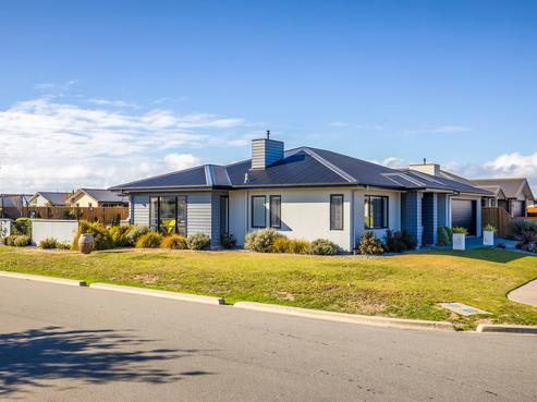 12 Pahua Street, Pegasus