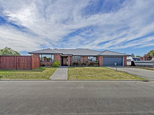 2 Goldie Place, Rolleston