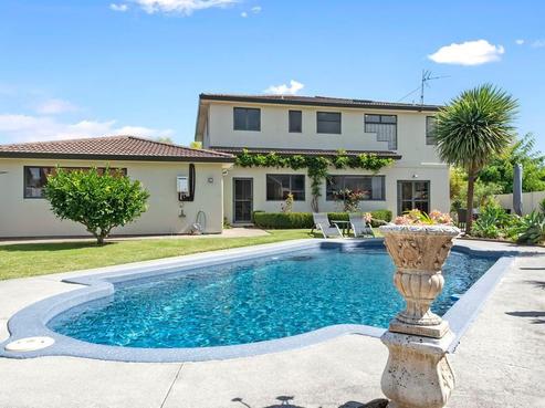 83 Harrowfield Drive, Harrowfield