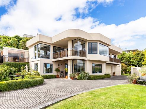 19 Henry Hill Road, Taupo