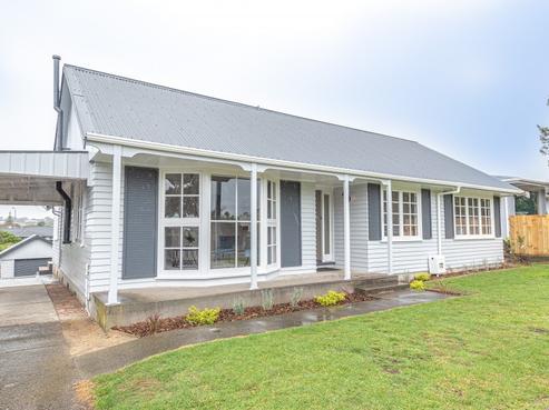 22 Lincoln Road, Springvale