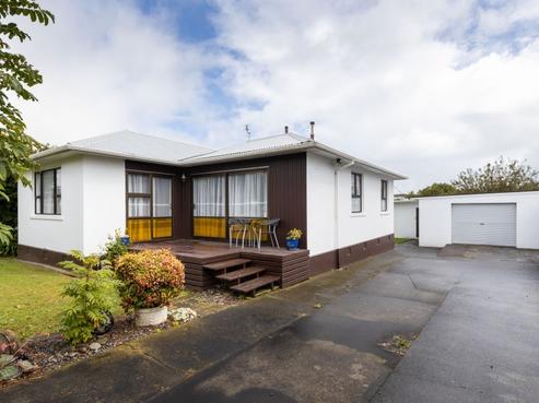 26A High Street West, Waitara