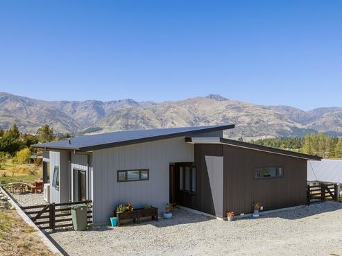8 Sarges Way, Lake Hawea