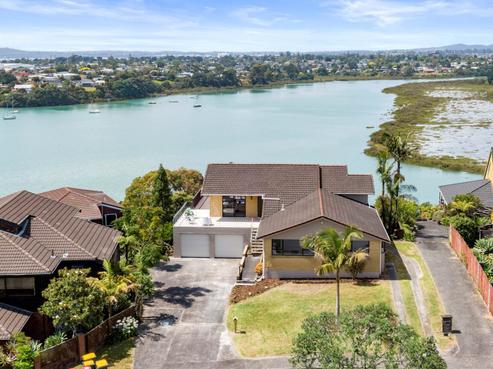 151 West Harbour Drive, West Harbour