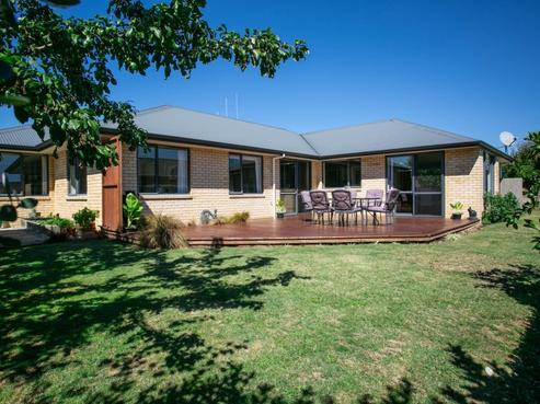9 Chesterton Drive, Leamington