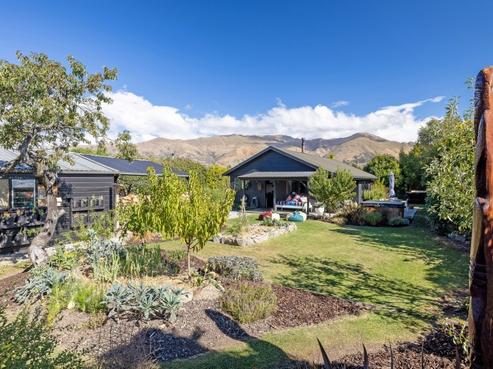 40 Mount Iron Drive, Wanaka