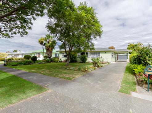 13 Wycliffe Street, Onekawa