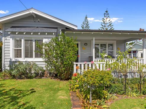 43 Abbotsford Terrace, Devonport