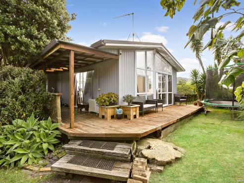 91 Stott Avenue, Birkdale