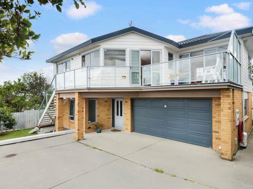 2/75A Target Road, Totara Vale