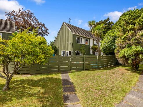 11/100 Lake Road, Koutu