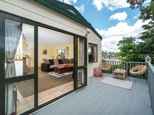 14B Target Road, Totara Vale