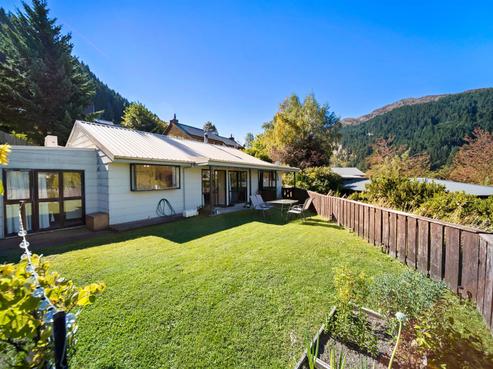 45B Hamilton Road, Queenstown Central
