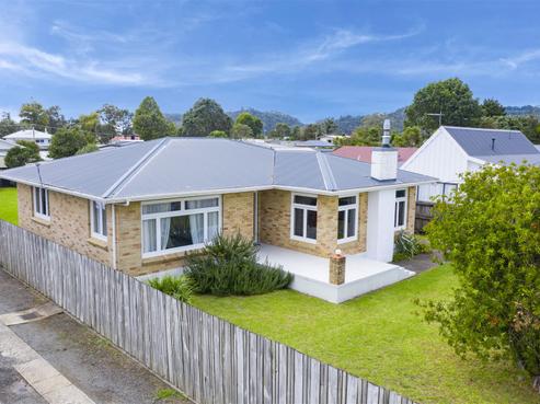 19 South Highway East, Whitianga