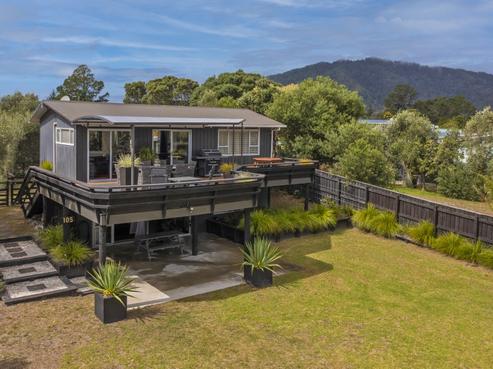 105 Vista Paku, Pauanui