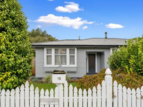 15 Brown Street, Inglewood