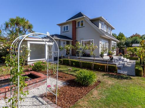 8 Norwood Street, Beckenham