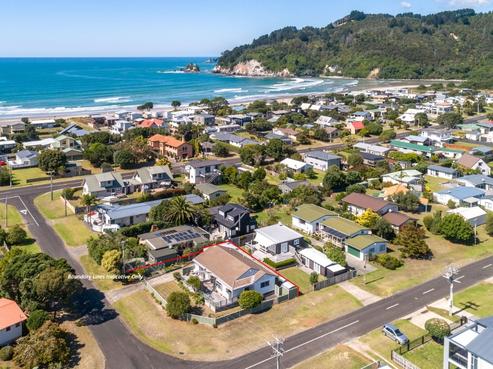 128 Given Avenue, Whangamata