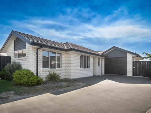 15 Ronaldson Lane, Wigram