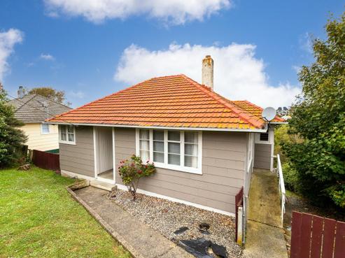 78 Columba Avenue, Calton Hill
