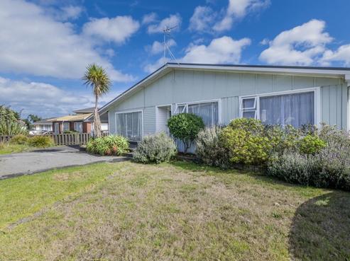 4 Ngahina Street, Paraparaumu