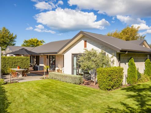 4 Ron Brooking Close, Rangiora