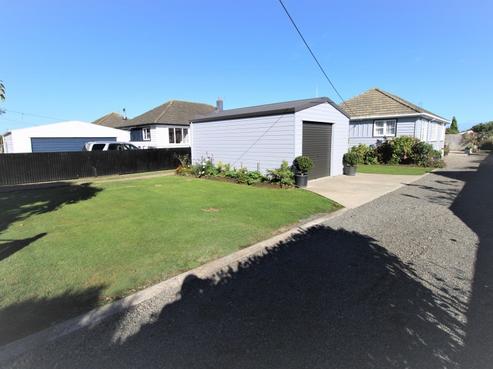 21 Russell Street, Foxton