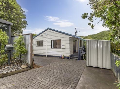 16 Hazlewood Avenue, Karori