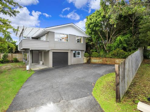 12 Theban Place, Totara Vale