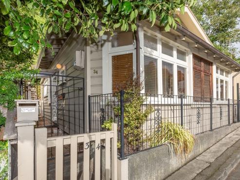 34 Shakespeare Road, Napier Hill