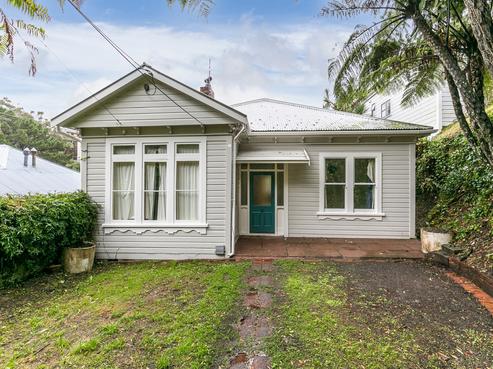 131 Kelburn Parade, Kelburn