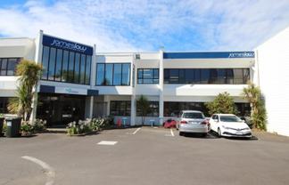 High Profile Corner Office Site!