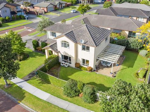 10 Turnberry Drive, Wattle Downs