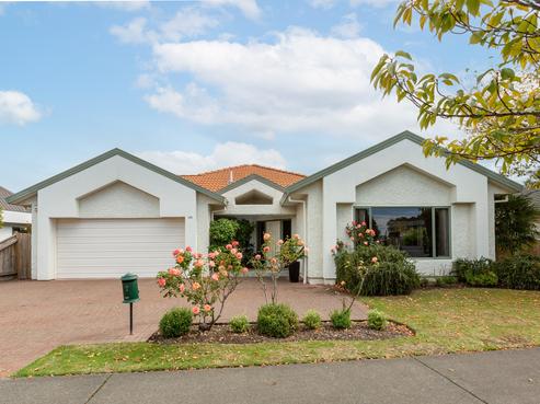 7 Kensington Drive, Taradale