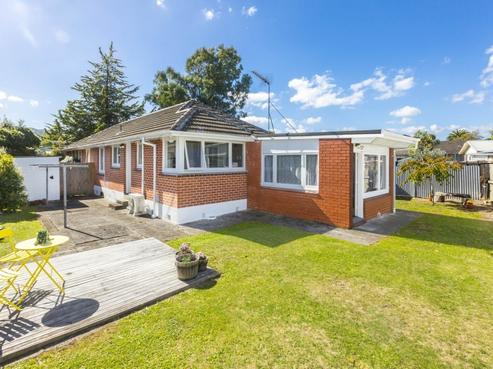 2/13A Brown Street, Wallaceville