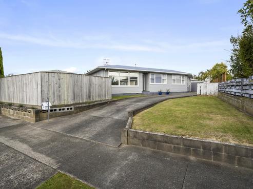 34 Holdsworth Avenue, Milson